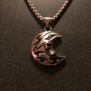 Ladies biker style necklace moon with skull